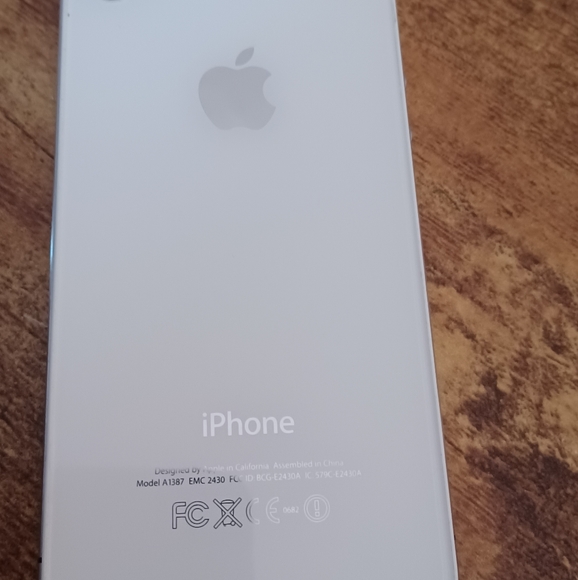 Apple iPhone Model A1387 4S GSM 16GB - White - Picture 5 of 5